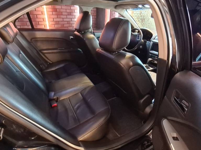 FORD - FUSION - 2009/2010 - Preta - R$ 54.500,00