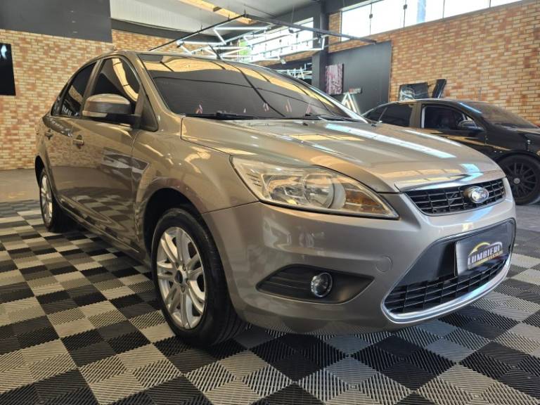 FORD - FOCUS - 2009/2009 - Prata - R$ 41.900,00