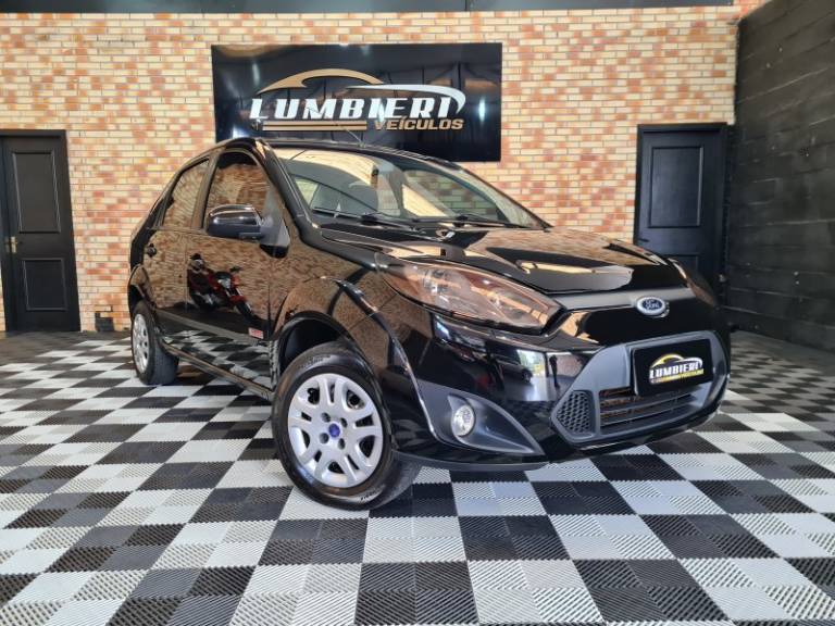 FORD - FIESTA - 2011/2011 - Preta - R$ 33.900,00