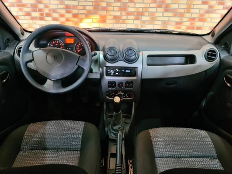 RENAULT - SANDERO - 2009/2009 - Preta - R$ 26.900,00