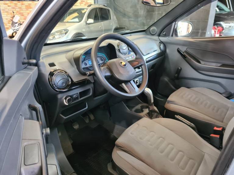 CHEVROLET - MONTANA - 2011/2012 - Prata - R$ 39.900,00