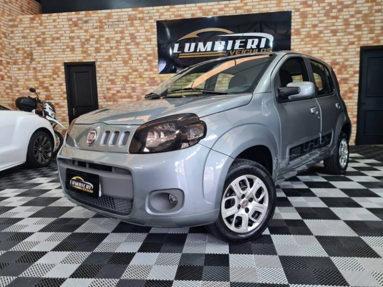 FIAT - UNO - 2012/2012 - Cinza - R$ 33.900,00