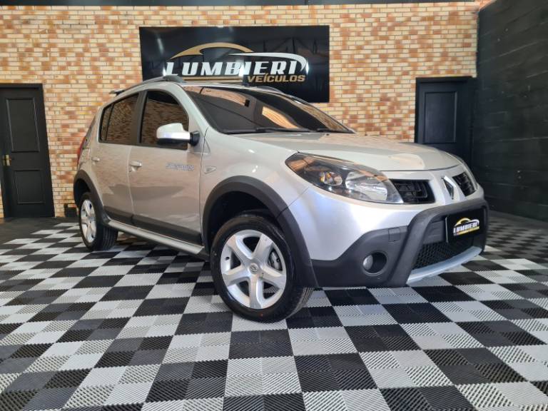 RENAULT - SANDERO - 2008/2009 - Prata - R$ 36.500,00