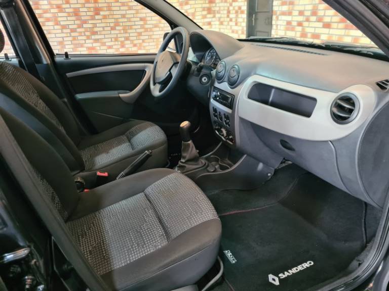 RENAULT - SANDERO - 2009/2009 - Preta - R$ 26.900,00