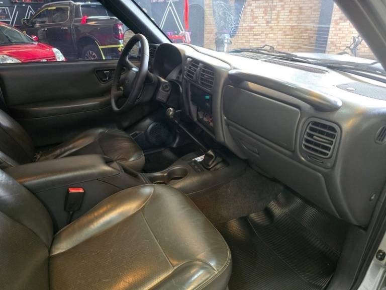 CHEVROLET - S10 - 2007/2007 - Prata - R$ 72.900,00