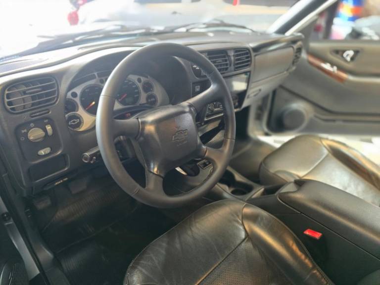 CHEVROLET - S10 - 2007/2007 - Prata - R$ 72.900,00