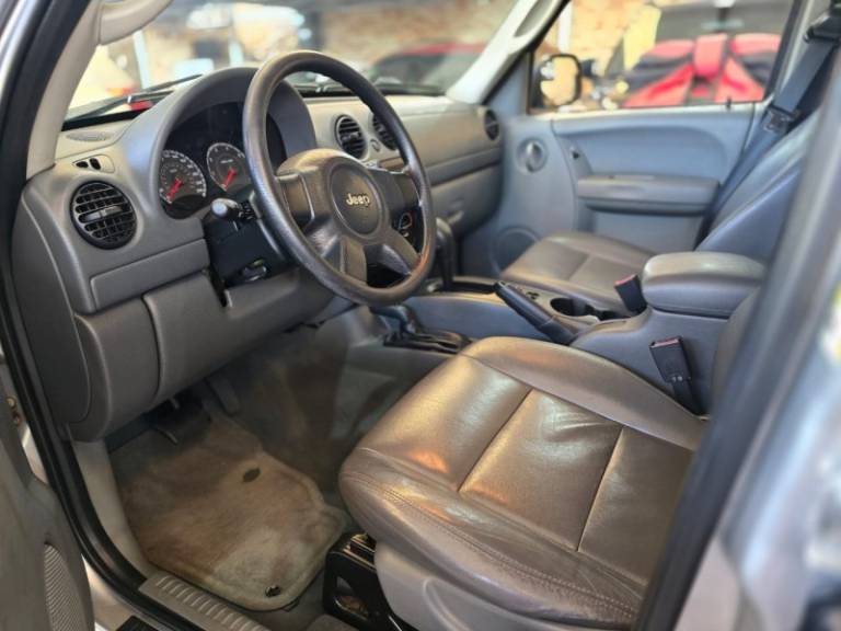 JEEP - CHEROKEE - 2007/2007 - Prata - R$ 55.900,00