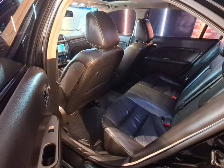 FORD - FUSION - 2009/2010 - Preta - R$ 54.500,00