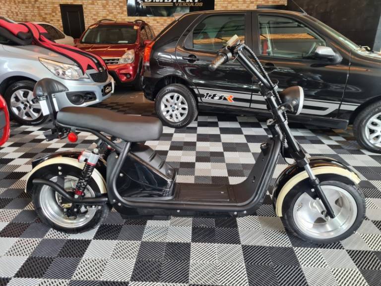 CITY COCO - SCOOTER - 2022/2022 - Preta - R$ 12.900,00