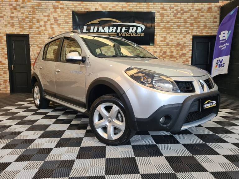 RENAULT - SANDERO - 2008/2009 - Prata - R$ 32.900,00