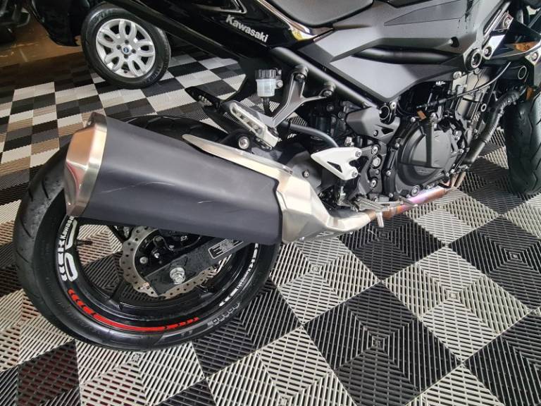 KAWASAKI - Z400 - 2024/2024 - Preta - R$ 33.900,00