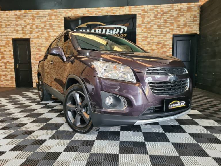 CHEVROLET - TRACKER - 2015/2016 - Roxa - R$ 78.000,00