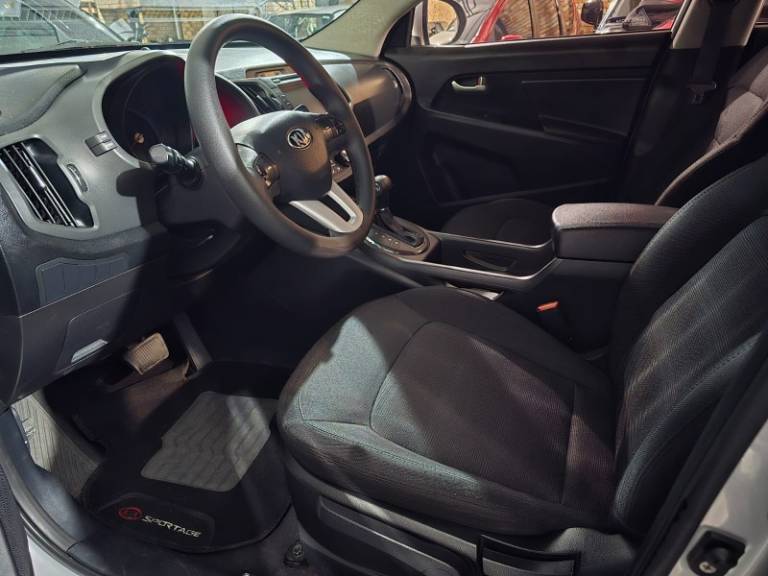 KIA MOTORS - SPORTAGE - 2013/2014 - Prata - R$ 77.900,00