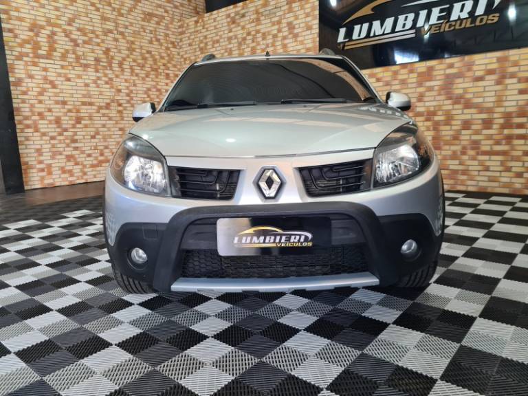 RENAULT - SANDERO - 2008/2009 - Prata - R$ 36.500,00