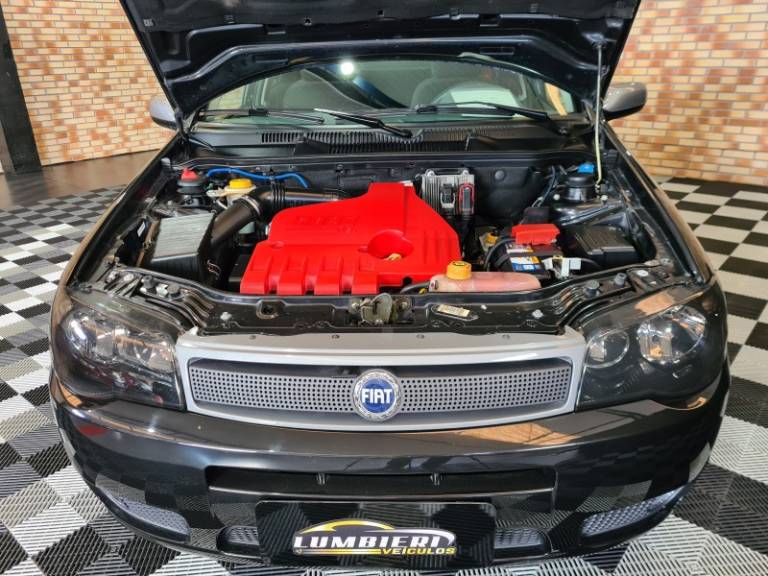 FIAT - PALIO - 2006/2007 - Preta - R$ 35.900,00