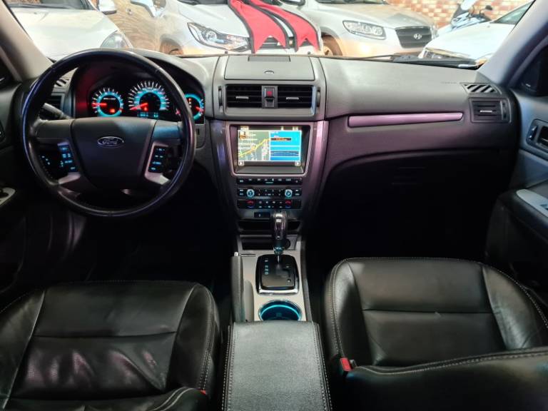 FORD - FUSION - 2009/2010 - Preta - R$ 54.500,00