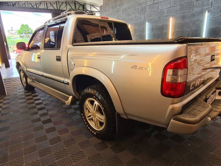 CHEVROLET - S10 - 2007/2008 - Prata - R$ 71.900,00