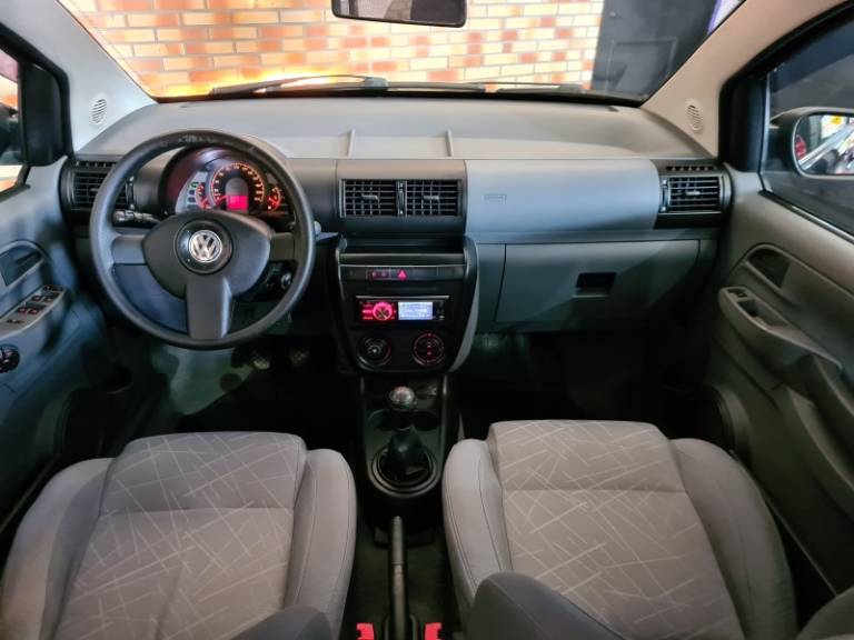 VOLKSWAGEN - SPACEFOX - 2006/2007 - Preta - R$ 32.900,00