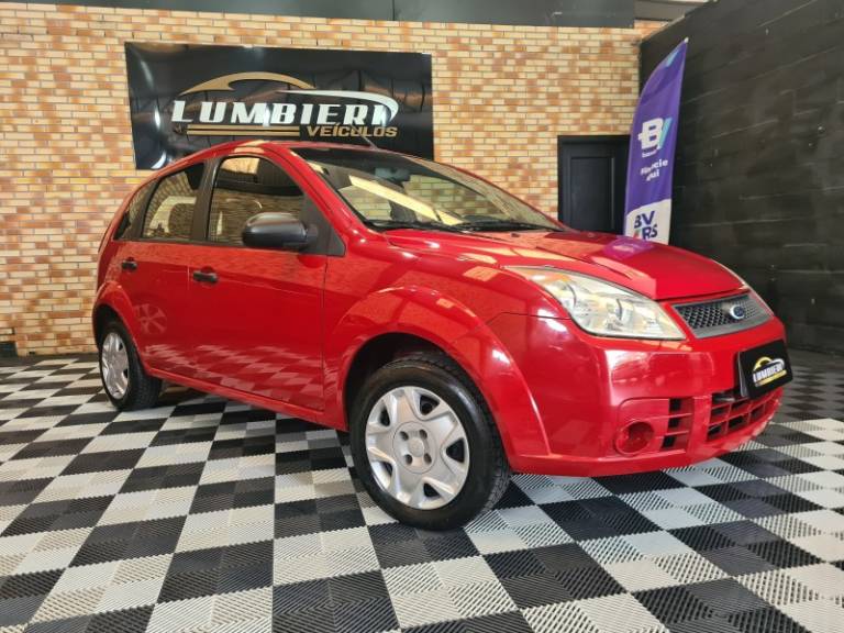 FORD - FIESTA - 2008/2009 - Vermelha - R$ 23.500,00