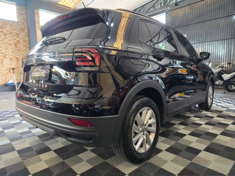 VOLKSWAGEN - T-CROSS - 2021/2021 - Preta - R$ 96.000,00