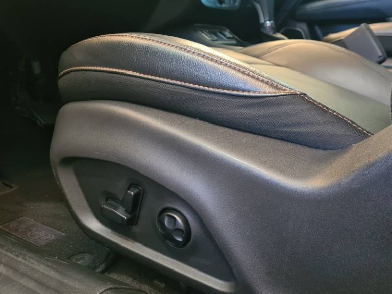 JEEP - COMPASS - 2017/2018 - Branca - R$ 91.900,00