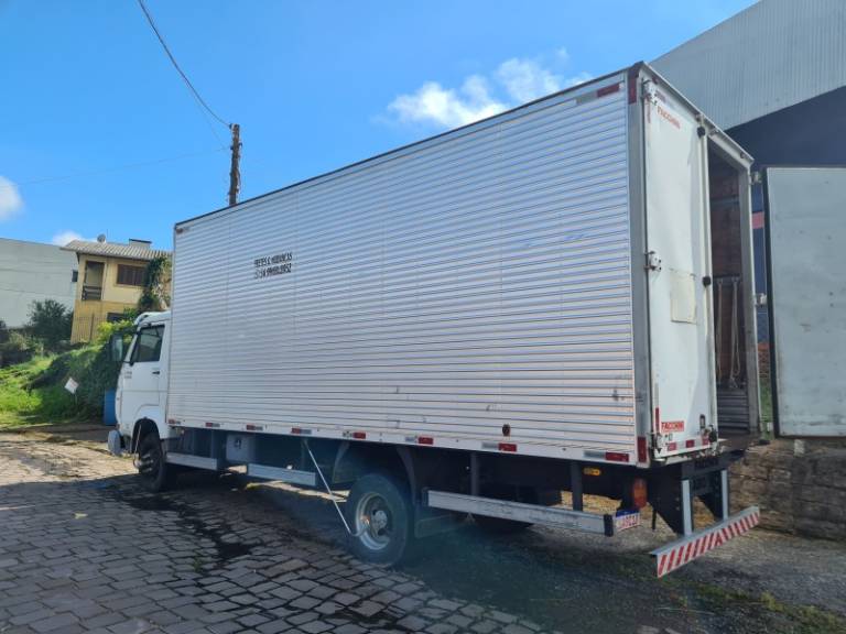 VOLKSWAGEN - 9-150 - 2009/2009 - Branca - R$ 175.000,00
