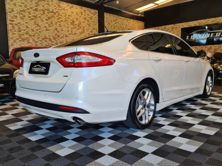 FORD - FUSION - 2013/2013 - Branca - R$ 68.900,00