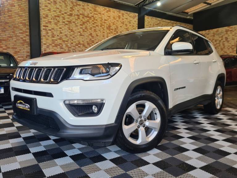 JEEP - COMPASS - 2017/2018 - Branca - R$ 91.900,00