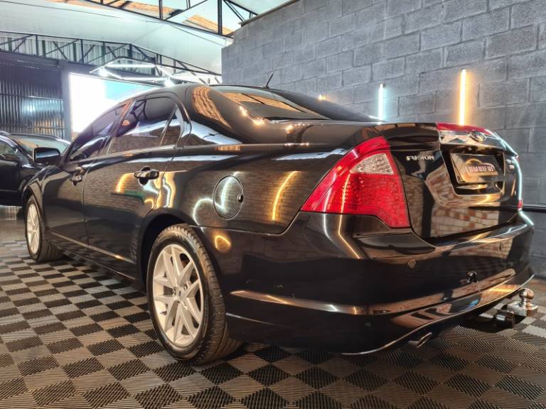 FORD - FUSION - 2009/2010 - Preta - R$ 54.500,00