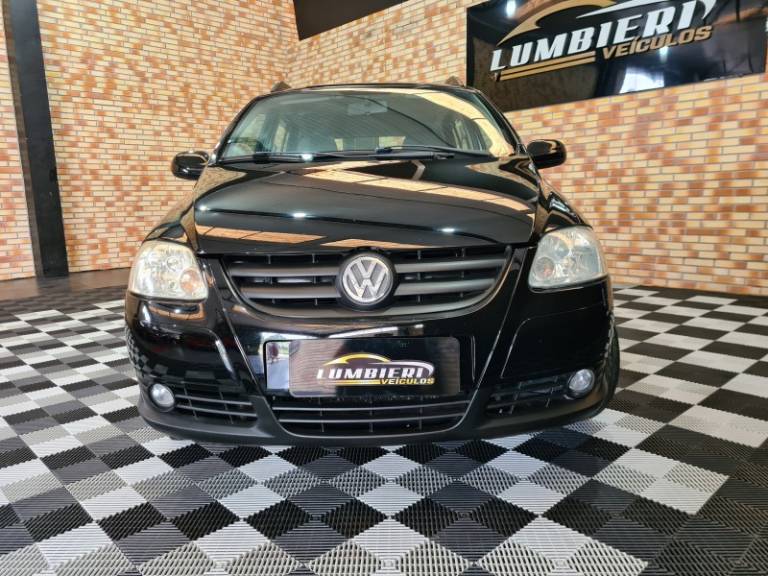 VOLKSWAGEN - SPACEFOX - 2006/2007 - Preta - R$ 32.900,00